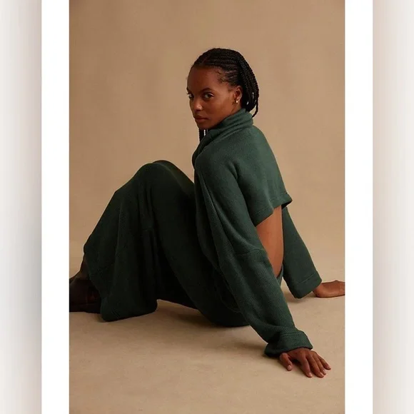 Free People Milley Reversible 2-Piece Set, Green Knit Turtleneck & Skirt- NWOT - Picture 2 of 14
